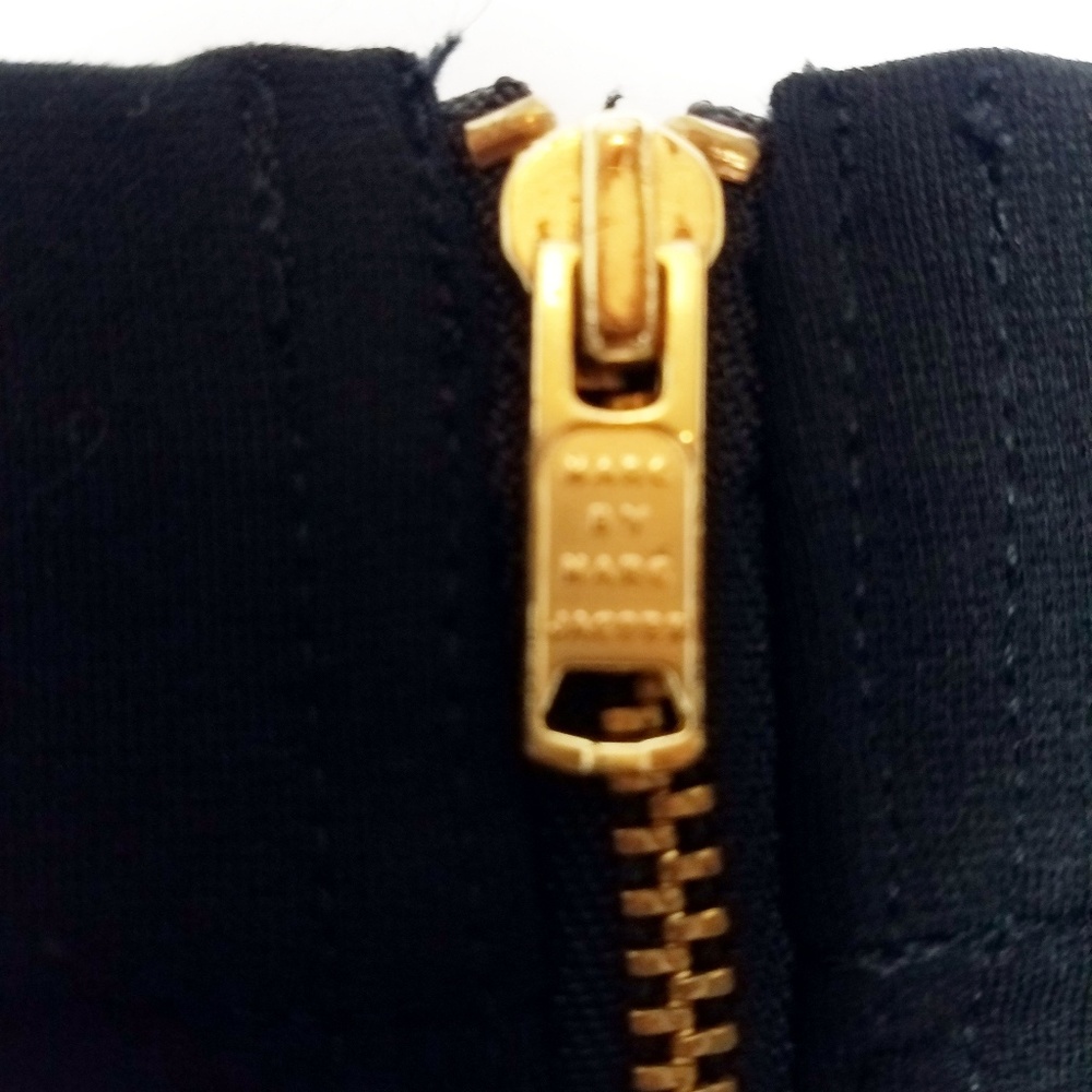 Marc by Marc Jacobs black mini skirt gold zippers - Picture 5 of 8
